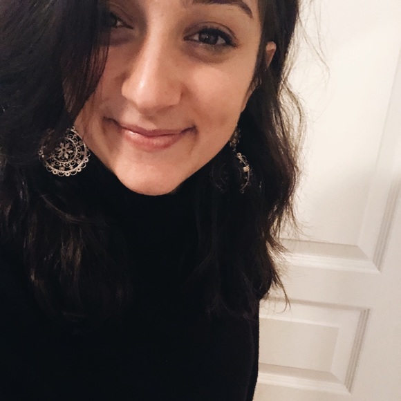 Meet your Posher, Brianna - Picture 1 of 1